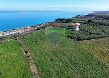 Vista dell\'acqua - Terreno agricolo C.da Lentesco, Torino di Sangro - foto 13
