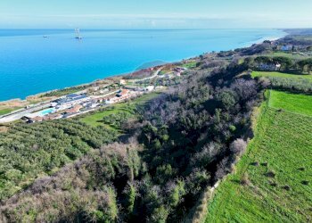 Vista dell\'acqua - Terreno agricolo C.da Lentesco, Torino di Sangro - foto 14