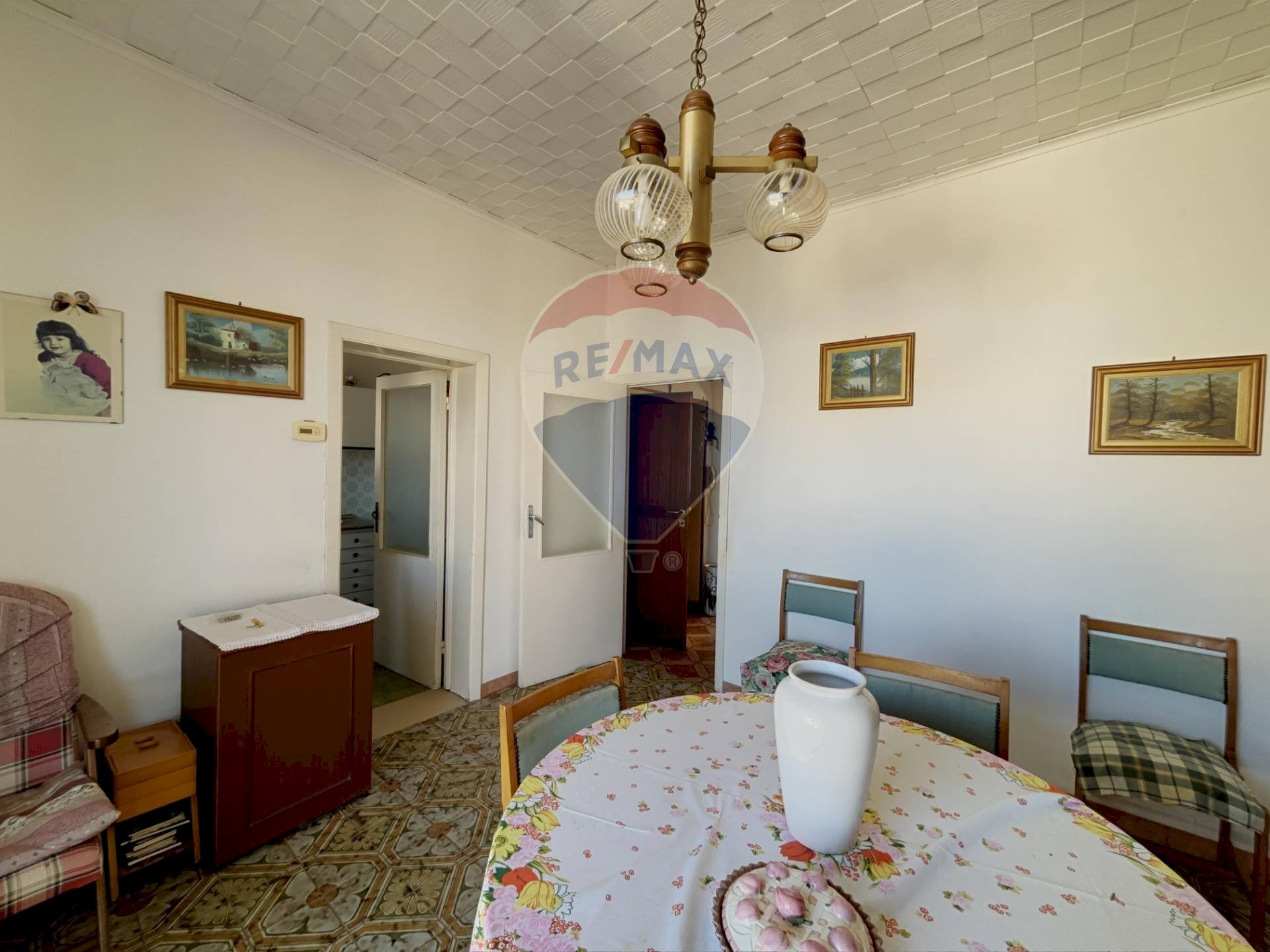 Sala da pranzo - Apartment Via Frentana
18, Castel Frentano - photo 3