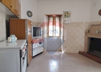 Cucina - Casa semi indipendente Via Scesa Valli
 
5-9, Villa Santa Maria - foto 4