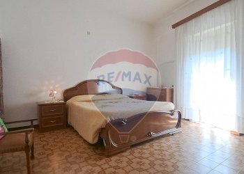 Camera / camera da letto - Casa semi indipendente Via Scesa Valli
 
5-9, Villa Santa Maria - foto 10