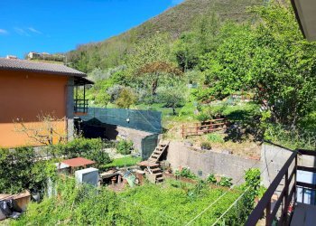 Vista delle montagne - Quadrilocale Via Chiose
 
48, Moconesi - foto 21