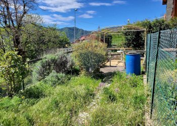 Giardino - Quadrilocale Via Chiose
 
48, Moconesi - foto 25