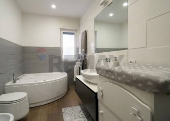 Bagno - Semi-detached house Matera - photo 14