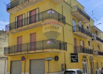 Edificio all\'aperto - Appartamento Laterza - foto 1