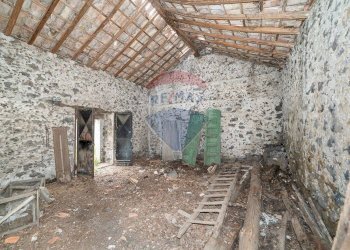 Casa all\'aperto - Rustico via mazzaglia
 
10, Nicolosi - foto 1
