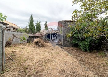 Giardino - Rustico via mazzaglia
 
10, Nicolosi - foto 7