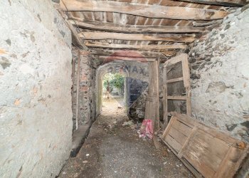 Non correlato - Rustico via mazzaglia
 
10, Nicolosi - foto 25