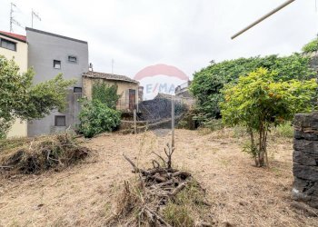 Giardino - Rustico via mazzaglia
 
10, Nicolosi - foto 29