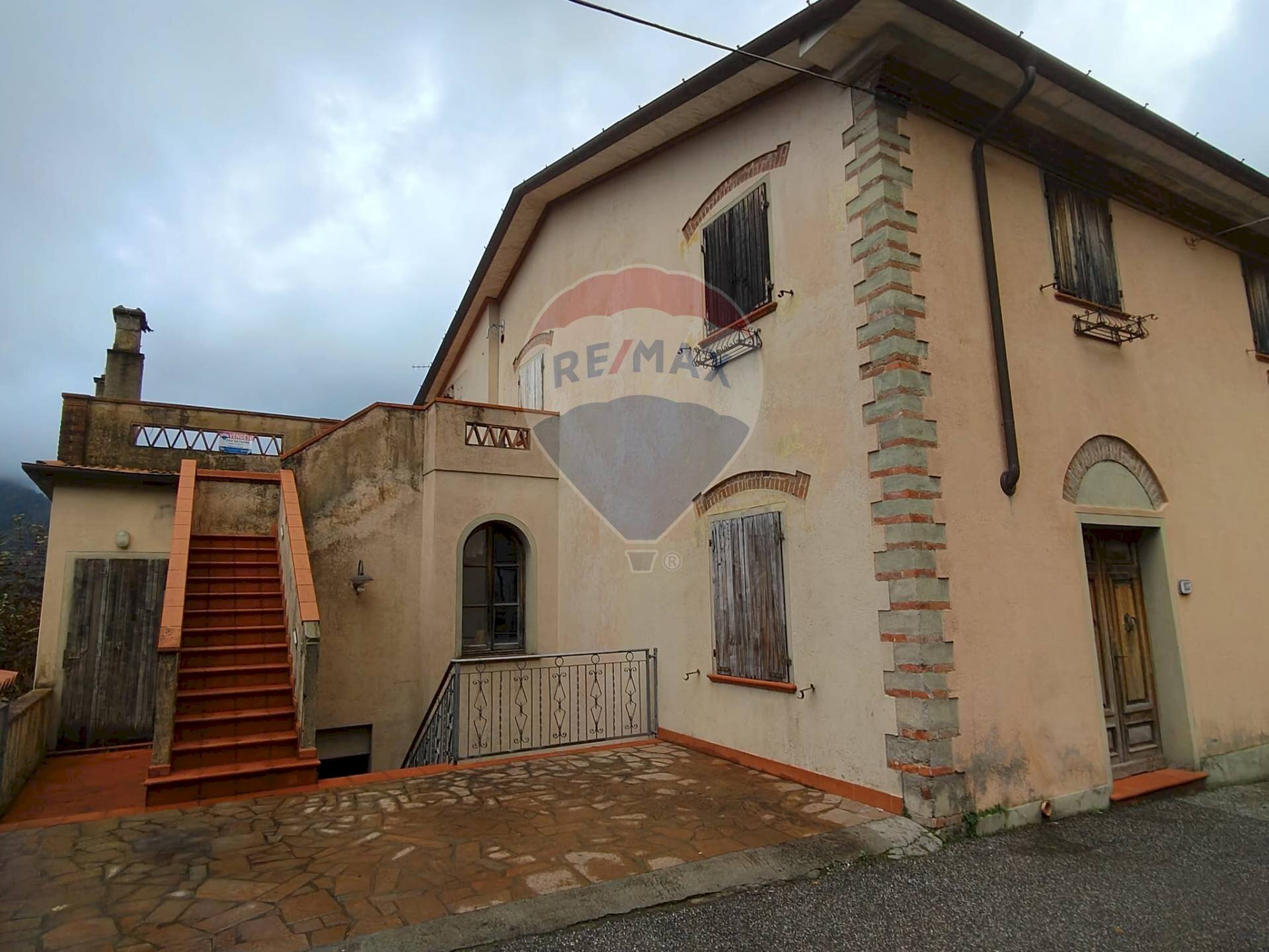 Casa all\'aperto - Casa indipendente VIA  PIANELLO
 
103, Seravezza - foto 3