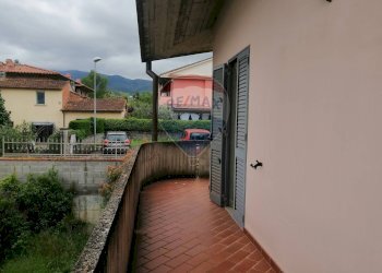 Balcone - Villa Via del Ginepro
 
95, Terranuova Bracciolini - foto 18