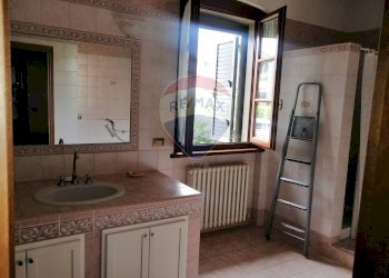 Bagno - Villa Via del Ginepro
 
95, Terranuova Bracciolini - foto 19