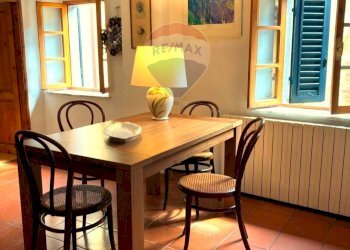 Sala da pranzo - Quadrilocale Vicolo Rubeni
 
5, Laterina Pergine Valdarno - foto 7