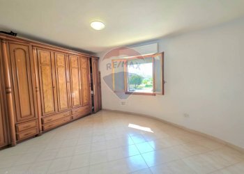 Camera / camera da letto - Four-room apartment Loro Ciuffenna - photo 1