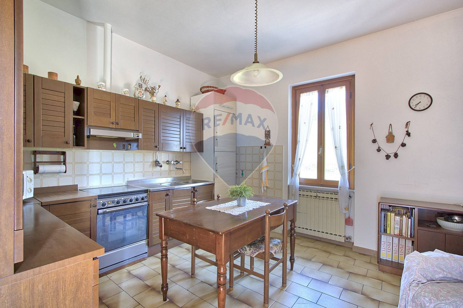 Cucina - Semi-detached house Via Giulio cesare
14, Bucine - photo 2