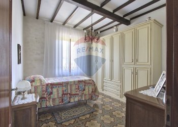 Camera / camera da letto - Casa semi indipendente Via Giulio cesare
 
14, Bucine - foto 5