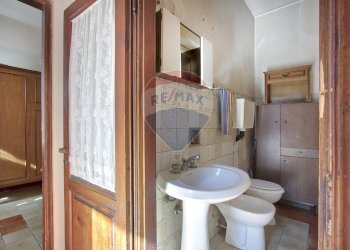 Bagno - Casa semi indipendente Via Giulio cesare
 
14, Bucine - foto 21