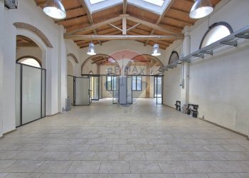 Stanza vuota - Laboratorio Piazza Donatori di Sangue
 
13, Montevarchi - foto 6