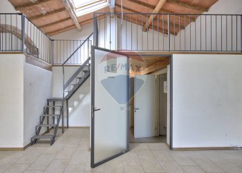 Scale - Laboratorio Piazza Donatori di Sangue
 
13, Montevarchi - foto 10