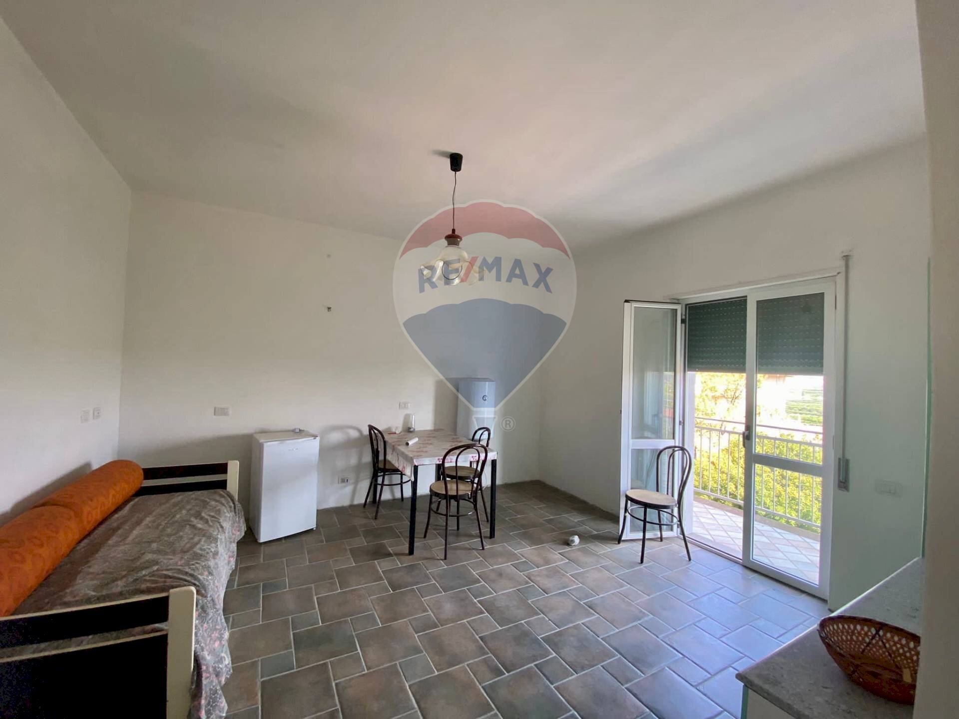 Sala da pranzo - Villa CONTRADA GABELLUCCIA
 
SNC, Corigliano-Rossano - foto 2