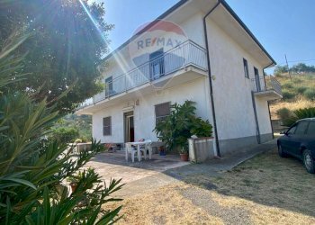 Casa all\'aperto - Villa CONTRADA GABELLUCCIA
 
SNC, Corigliano-Rossano - foto 17