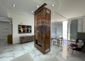 Ricezione / Lobby - Attico via Puglia
 
5, Corigliano-Rossano - foto 9