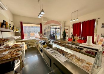 Cucina - Attività Commerciale Piazza dell'Unione Europea
15, Montelupo Fiorentino - foto 5