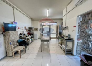 Cucina - Attività Commerciale Piazza dell'Unione Europea
15, Montelupo Fiorentino - foto 15