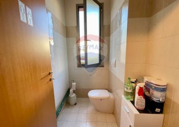 Bagno - Attività Commerciale Piazza dell'Unione Europea
15, Montelupo Fiorentino - foto 23