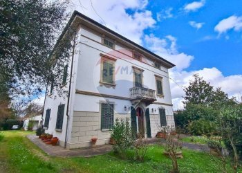 FACCIATA - Villa località Biagioni
 
42/43, Altopascio - foto 2