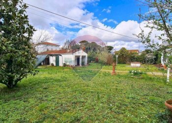 GIARDINO - Villa località Biagioni
 
42/43, Altopascio - foto 4