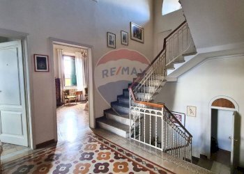 DISIMPEGNO al primo piano - Villa località Biagioni
 
42/43, Altopascio - foto 28