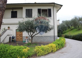 Casa all\'aperto - Semi-detached house Via Senese Romana
 
369/P, Empoli - photo 1