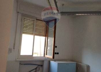 Stanza vuota - Ufficio Empoli - foto 9