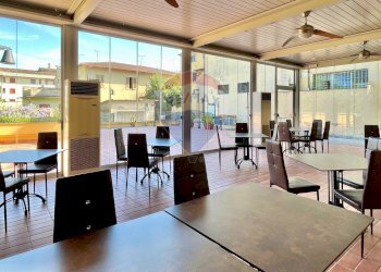 veranda - Locale Commerciale piazza Berni
 
13, Lamporecchio - foto 3