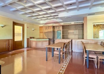 sala - Locale Commerciale piazza Berni
 
13, Lamporecchio - foto 8