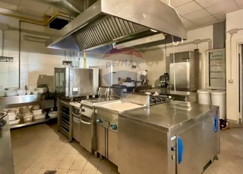 cucina - Locale Commerciale piazza Berni
 
13, Lamporecchio - foto 13