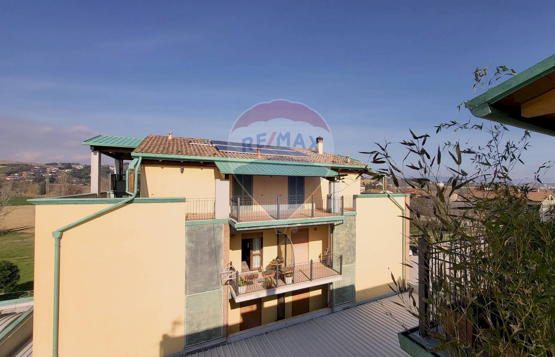 Edificio all\'aperto - Attico Viale Ponte Nestore
 
45, Marsciano - foto 1