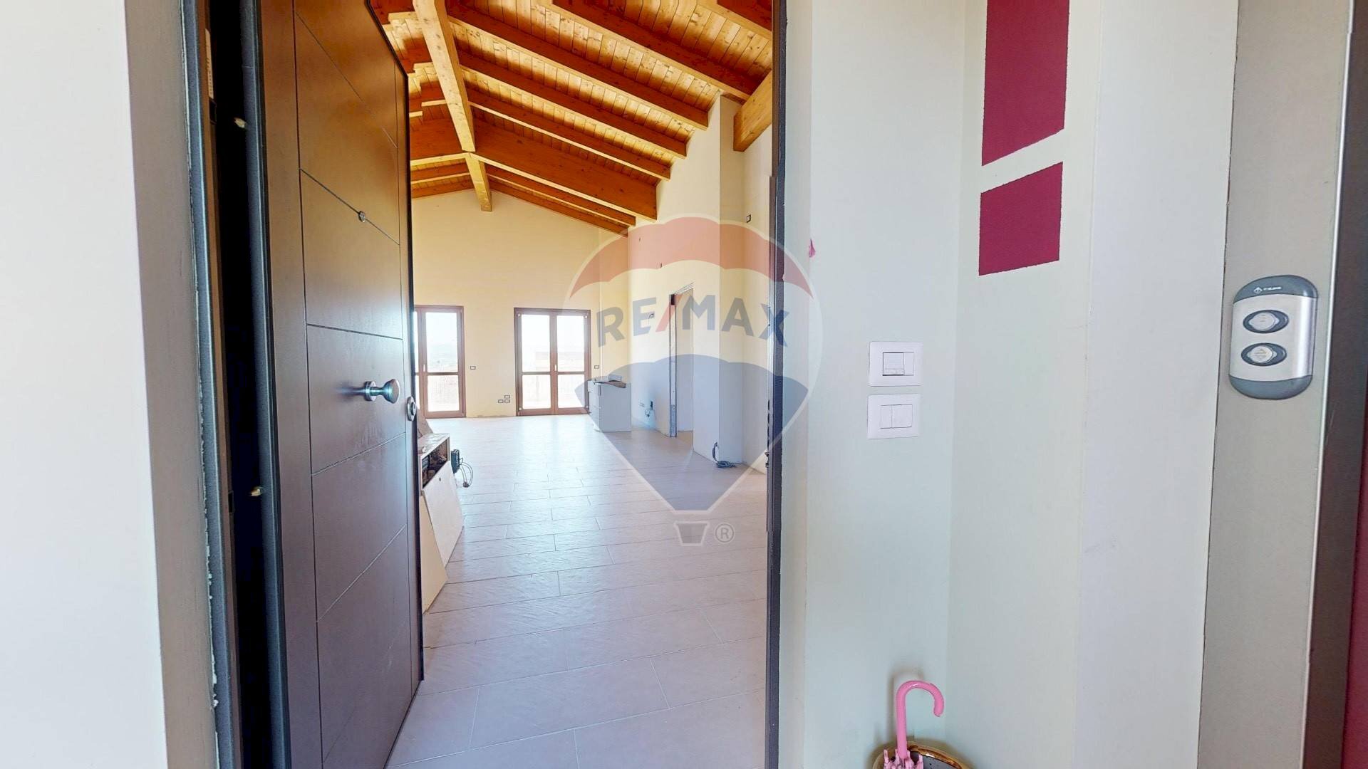 Hall / corridoio - Attic Viale Ponte Nestore
 
45, Marsciano - photo 1