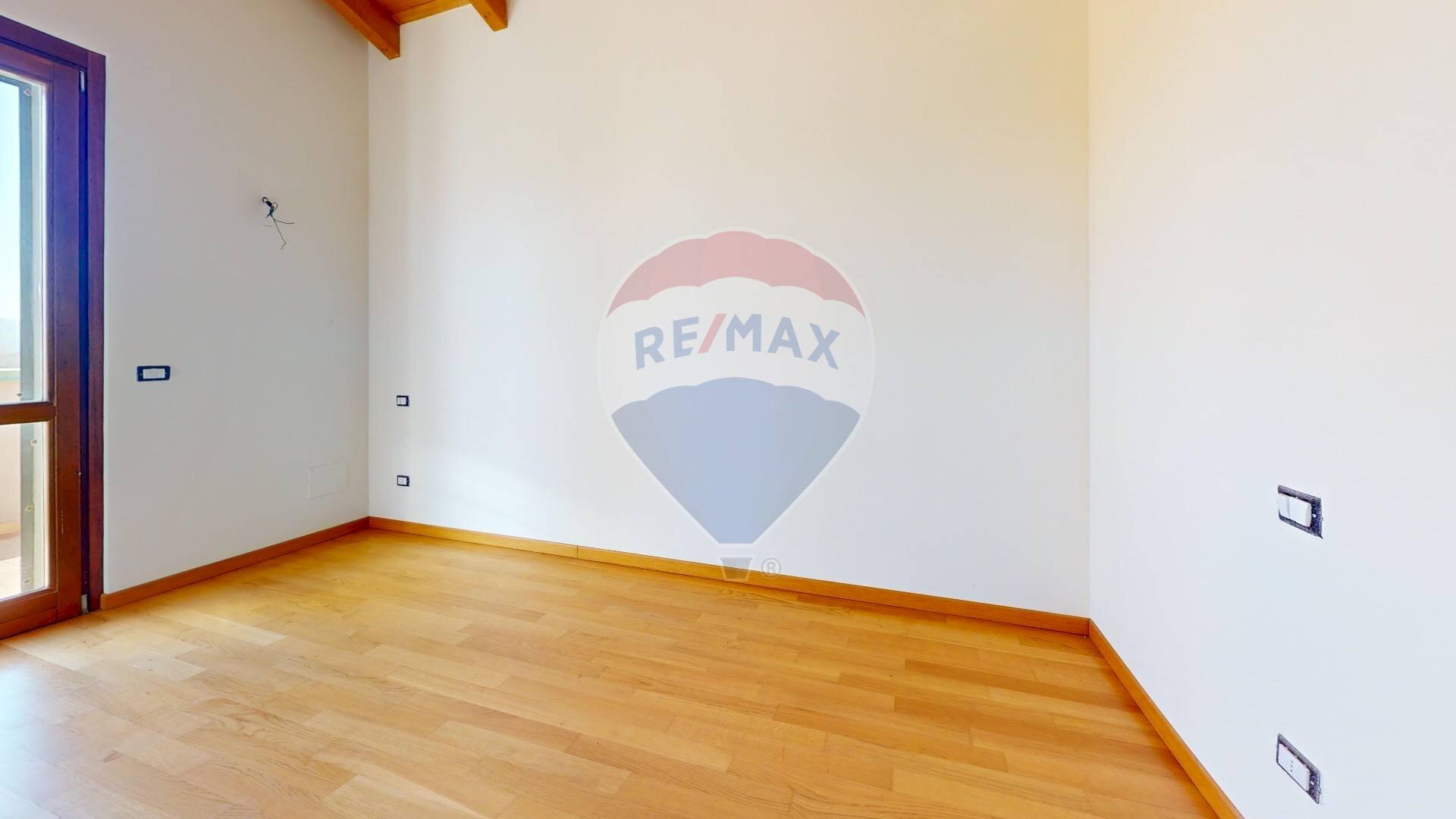 Stanza vuota - Attic Viale Ponte Nestore
45, Marsciano - photo 3