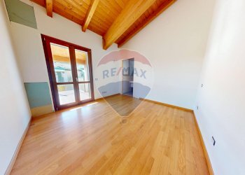 Stanza vuota - Attico Viale Ponte Nestore
 
45, Marsciano - foto 9