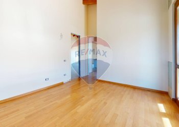 Stanza vuota - Attico Viale Ponte Nestore
 
45, Marsciano - foto 10