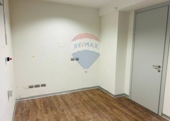 Stanza vuota - Shop Via Los Angeles
 
37, Assisi - photo 8