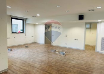 Stanza vuota - Shop Via Los Angeles
 
37, Assisi - photo 3