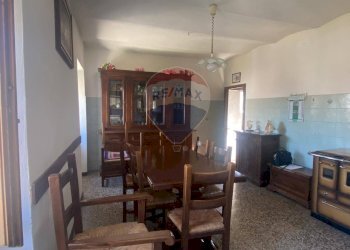 Sala da pranzo - Casa semi indipendente Città di Castello - foto 19