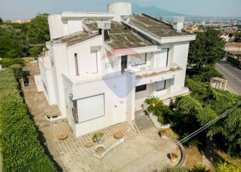 Casa all\'aperto - Villa Viale degli Aranci, Sant'Egidio del Monte Albino - foto 2