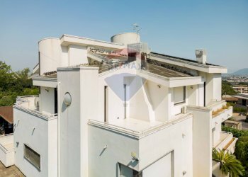 Edificio all\'aperto - Villa Viale degli Aranci, Sant'Egidio del Monte Albino - foto 7