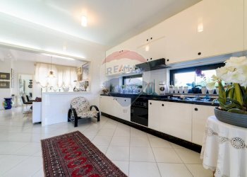 Cucina - Villa Viale degli Aranci, Sant'Egidio del Monte Albino - foto 23