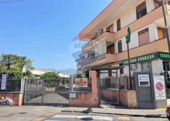 Edificio all\'aperto - Four-room apartment Via Cicalesi, Nocera Inferiore - photo 3