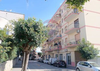 Edificio all\'aperto - Three-room apartment VIA FILIPPO TURATI, San Marzano sul Sarno - photo 3